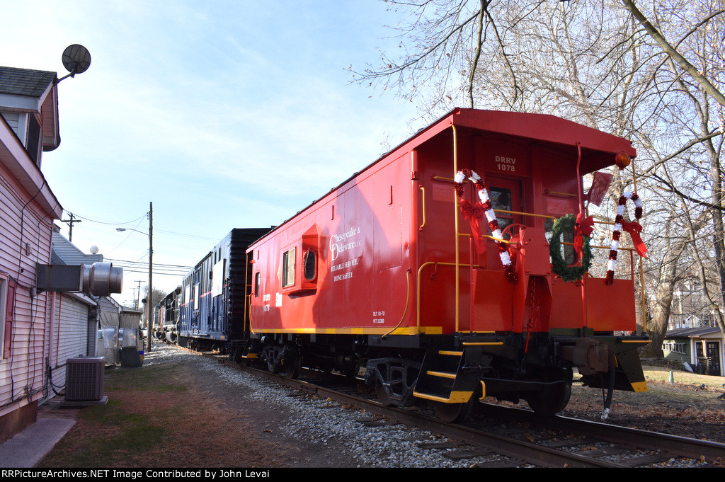 DRRV Caboose on the rear of the TFT Train while stopped at the connection point in Downtown Rockaway